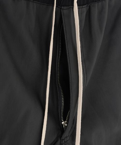 L.H.P(エルエイチピー)の「DankeSchon/ダンケシェーン/COATING CARGO SHORTS(カーゴパンツ・メンズ・ブラック・L/M)」の19枚目の写真