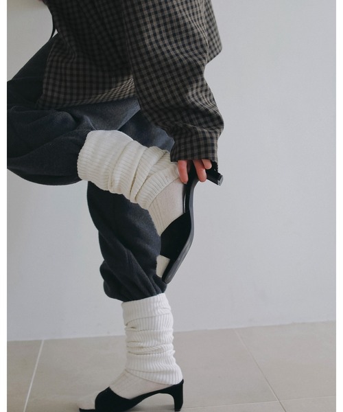 anuke（アンヌーク）の「Squaretoe Velour Mule（サンダル・レディース・ブラック/ブラウン・36inch/37inch/38inch）」の18枚目の写真