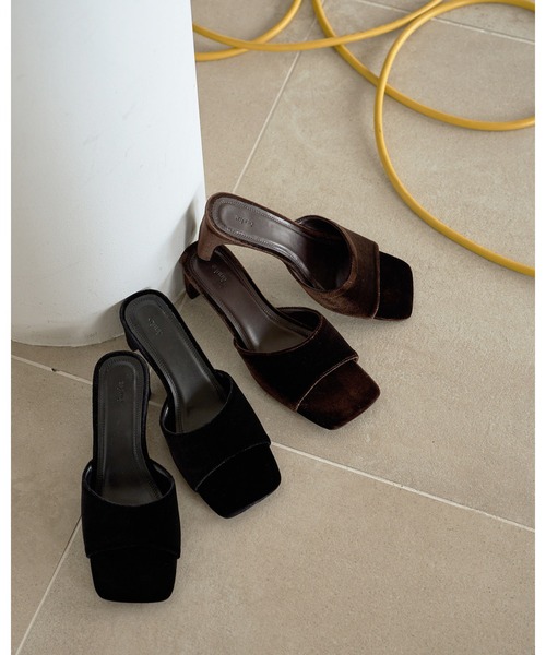 anuke（アンヌーク）の「Squaretoe Velour Mule（サンダル・レディース・ブラック/ブラウン・36inch/37inch/38inch）」の19枚目の写真