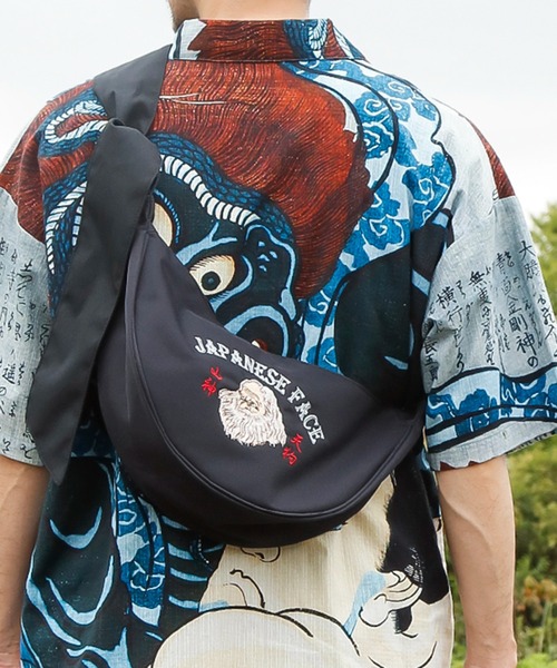 カヤ（カヤ）の「【カヤ】和面たすきバッグ（ショルダーバッグ・メンズ・ネイビー/ベージュ/ブラック/グリーン・FREE）」の6枚目の写真