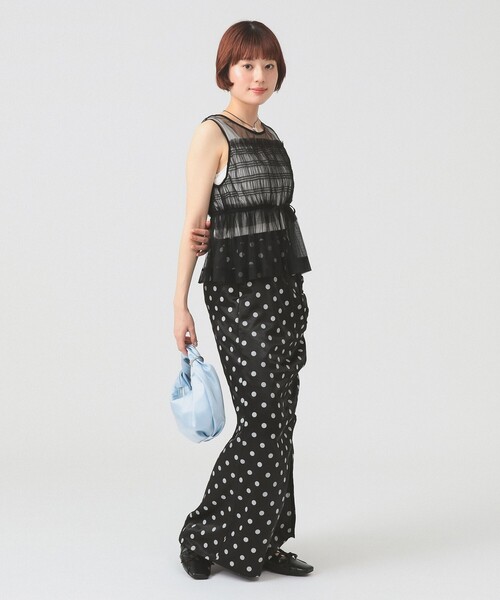 Ray BEAMS(レイビームス)の「チュール シャーリング ノースリーブ 26SS シアー レイヤードスタイル 二次会 お呼ばれ ブラウス 洗える(Tシャツ/カットソー・レディース・ホワイト系その他6/ブラック/サックスブルー・ONE SIZE)」の8枚目の写真
