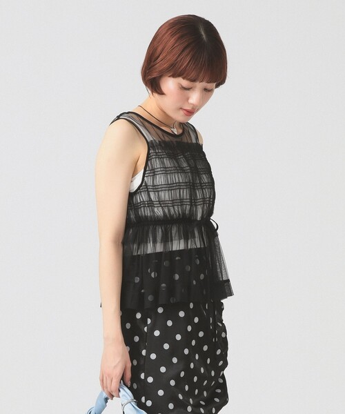 Ray BEAMS(レイビームス)の「チュール シャーリング ノースリーブ 26SS シアー レイヤードスタイル 二次会 お呼ばれ ブラウス 洗える(Tシャツ/カットソー・レディース・ホワイト系その他6/ブラック/サックスブルー・ONE SIZE)」の11枚目の写真