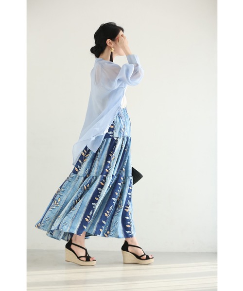 cawaii（カワイイ）の「葉っぱを描いたデニム風プリントミディアムスカート（スカート・レディース・ブルー・FREE）」の14枚目の写真