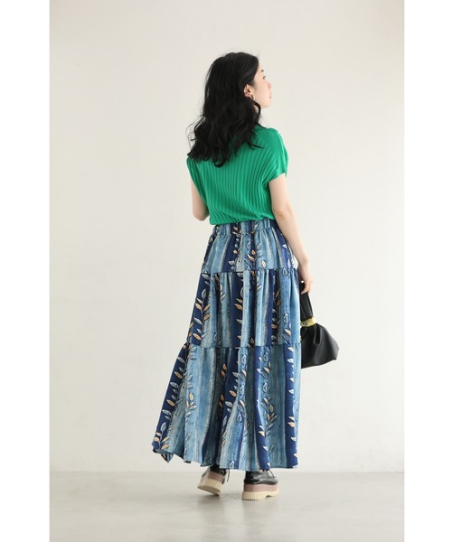 cawaii（カワイイ）の「葉っぱを描いたデニム風プリントミディアムスカート（スカート・レディース・ブルー・FREE）」の17枚目の写真