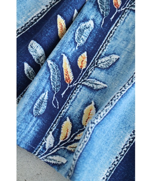 cawaii（カワイイ）の「葉っぱを描いたデニム風プリントミディアムスカート（スカート・レディース・ブルー・FREE）」の20枚目の写真