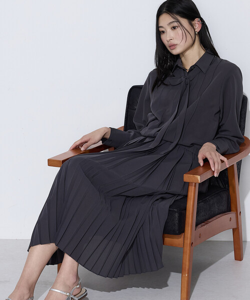 COMME CA(コムサ)の「フィネスボイル プリーツスカート(スカート・レディース・サックスブルー/チャコール・11号/9号)」の9枚目の写真
