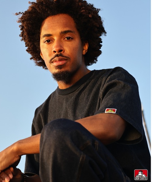 BEN DAVIS/PROJECT LINE(ベンデイビスプロジェクトライン)の「KNIT DENIM CREW/デニムライクカットソー 刺繍(Tシャツ/カットソー・メンズ・ブラック系/インディゴブルー・MEDIUM/LARGE/X-LARGE)」の8枚目の写真