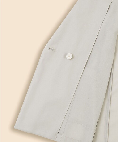 BROOKS BROTHERS(ブルックスブラザーズ)の「コットンボイル ダブル4ボタン リラックスフィット ジャケット(テーラードジャケット・レディース・ブラック/ベージュ・X-SMALL/SMALL/LARGE/MEDIUM)」の12枚目の写真