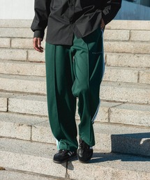 NUMERALS（ヌメラルズ）の「ジャージパンツ（その他パンツ）」