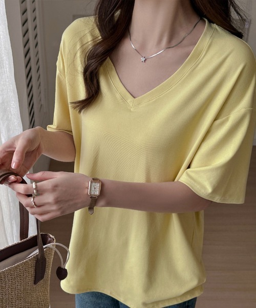 SallyLunn(サリーラン)の「シンプルVネックカットソー(Tシャツ/カットソー・レディース・イエロー/ホワイト/ブラック・MEDIUM/LARGE)」の3枚目の写真