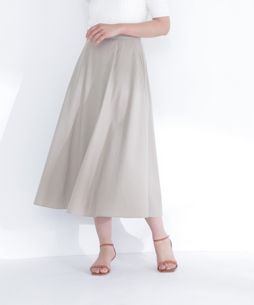 NATURAL BEAUTY BASIC（ナチュラルビューティーベーシック）の「リネンブレンドフレアスカート（スカート・レディース・オフホワイト/チャコールグレー/ベージュ・P/S/MEDIUM）」の3枚目の写真
