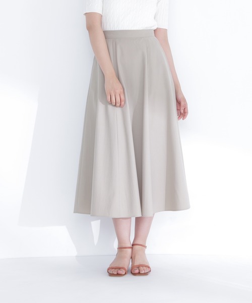 NATURAL BEAUTY BASIC（ナチュラルビューティーベーシック）の「リネンブレンドフレアスカート（スカート・レディース・オフホワイト/チャコールグレー/ベージュ・P/S/MEDIUM）」の11枚目の写真