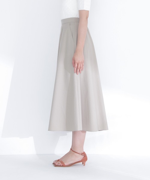 NATURAL BEAUTY BASIC（ナチュラルビューティーベーシック）の「リネンブレンドフレアスカート（スカート・レディース・オフホワイト/チャコールグレー/ベージュ・P/S/MEDIUM）」の13枚目の写真