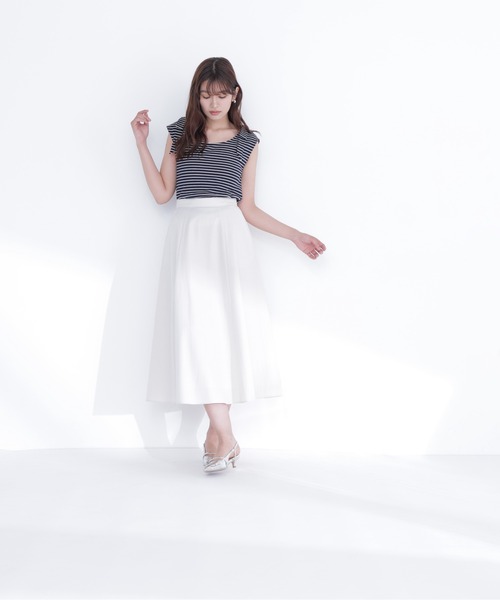 NATURAL BEAUTY BASIC（ナチュラルビューティーベーシック）の「リネンブレンドフレアスカート（スカート・レディース・オフホワイト/チャコールグレー/ベージュ・P/S/MEDIUM）」の22枚目の写真