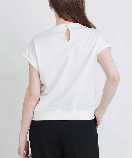 PICCIN PERLA(ピッチンペルラ)の「スパンコールフラワーレースプルオーバー(Tシャツ/カットソー・レディース・オフホワイト・M)」の4枚目の写真
