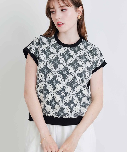 PICCIN PERLA(ピッチンペルラ)の「スパンコールフラワーレースプルオーバー(Tシャツ/カットソー・レディース・オフホワイト・M)」の12枚目の写真