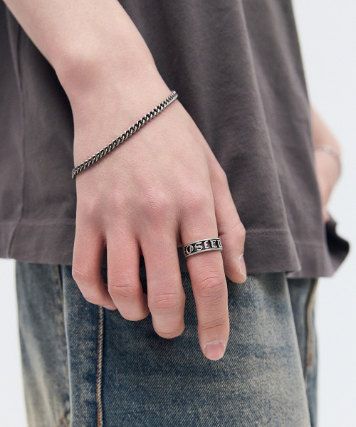 MAISON MINED（メゾンミネド）の「GOTHIC RING（リング・メンズ・その他・SMALL/MEDIUM）」の5枚目の写真