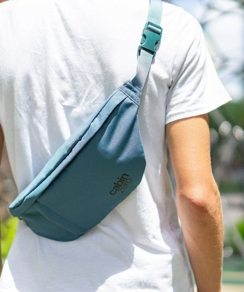CABINZERO(キャビンゼロ)の「【CABINZERO/キャビンゼロ】 Classic Hip Pack 2L / ショルダーバッグ ウエストバッグ(ショルダーバッグ・メンズ・ネイビー/ブルー系その他/ダークグレー/オレンジ/カーキ/ブラック/グレー・FREE)」の6枚目の写真