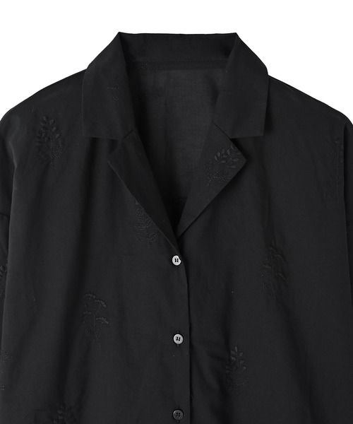 STYLE DELI（スタイルデリ）の「【BLK001】刺繍オープンカラーシャツ（シャツ/ブラウス・レディース・ブラック・FREE）」の8枚目の写真