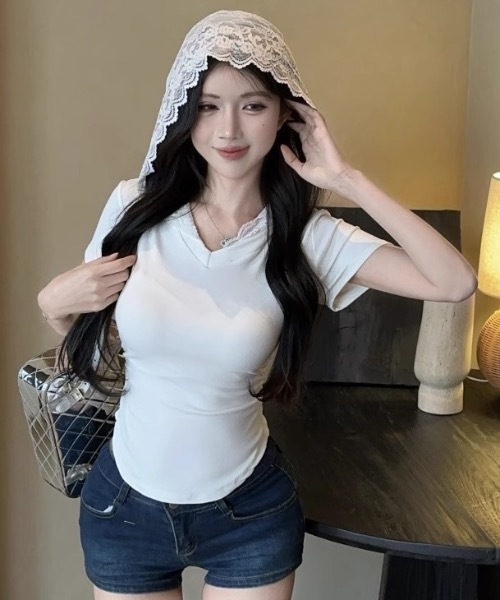 Teem Store(チームストア)の「レースフード付きVネックタイトTシャツ ピチT(Tシャツ/カットソー・レディース・グレー/ホワイト・S/M)」の7枚目の写真