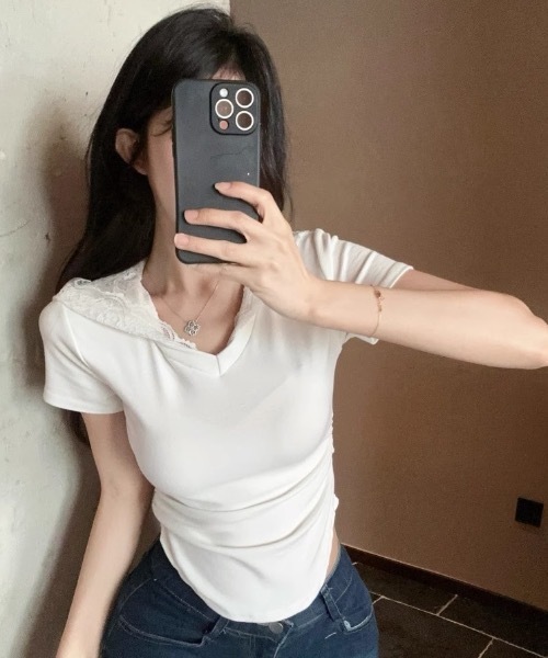 Teem Store(チームストア)の「レースフード付きVネックタイトTシャツ ピチT(Tシャツ/カットソー・レディース・グレー/ホワイト・S/M)」の5枚目の写真