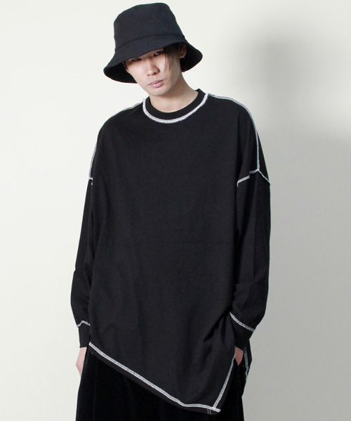 DEMARC(ドゥマーク)の「アシンメトリーオーバーサイズアンバランス長袖Tシャツブラック(Tシャツ/カットソー・メンズ・その他・ONE SIZE)」の2枚目の写真