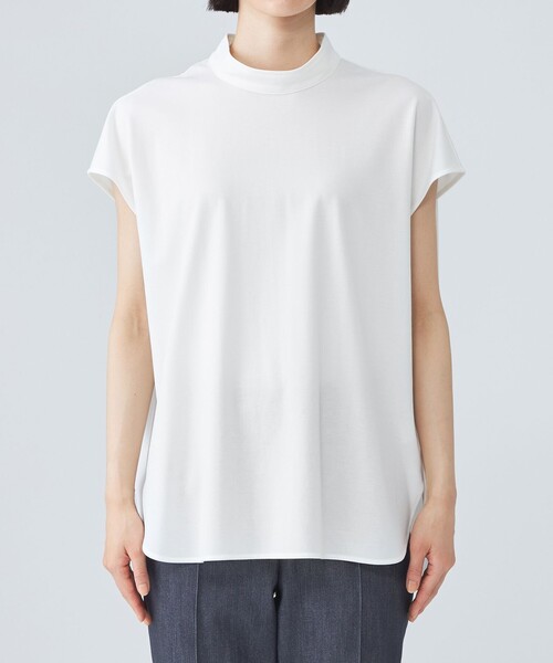 CAST:(キャストコロン)の「【接触冷感】バッグボタンカットソー(Tシャツ/カットソー・レディース・オフホワイト/ワイン/ブラック/ネイビー/グリーン・M)」の11枚目の写真
