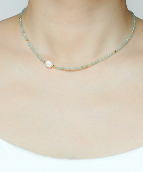 NOIR DE POUPEE(ノワールドプーペ)の「silver925 グリーンアベンチュリン 淡水パールネックレス(ネックレス・レディース・ゴールド・FREE)」の1枚目の写真