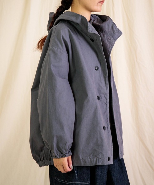 prit（プリット）の「[prit] 甘撚オックス フーディブルゾン（マウンテンパーカー・レディース・チャコールグレー/ベージュ/レッド・FREE）」の12枚目の写真