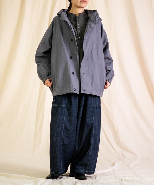 prit（プリット）の「[prit] 甘撚オックス フーディブルゾン（マウンテンパーカー・レディース・チャコールグレー/ベージュ/レッド・FREE）」の13枚目の写真