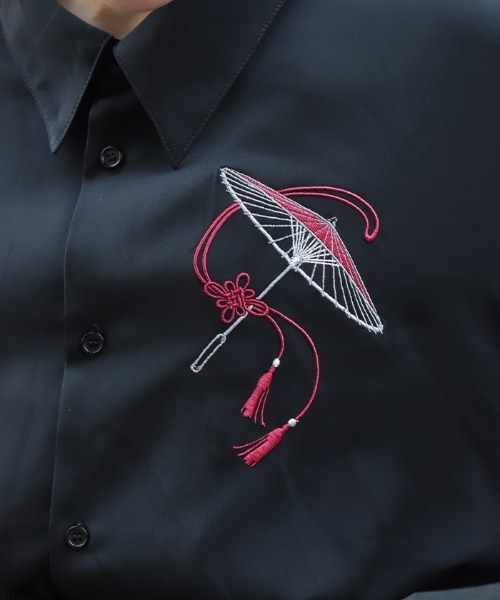 REZEN(リゼン)の「和傘刺繍和袖シャツ(シャツ/ブラウス・メンズ・ターコイズブルー/レッドパープル/ローズ・MEDIUM/LARGE)」の8枚目の写真