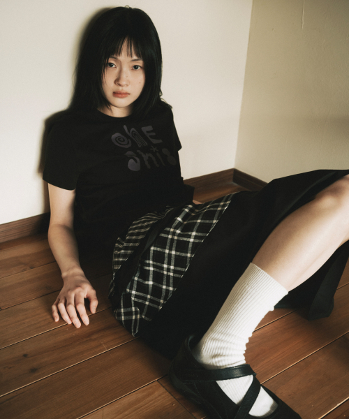 OHESHIO(オヘシオ)の「ART LOGO T-SHIRT, BLACK(Tシャツ/カットソー・レディース・その他・FREE)」の7枚目の写真