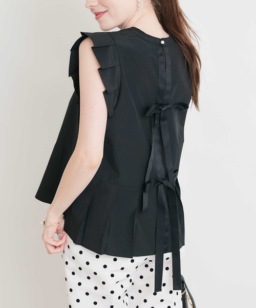 PICCIN PERLA（ピッチンペルラ）の「後ろリボンプリーツペプラムブラウス（シャツ/ブラウス・レディース・ブラック/オフホワイト・M）」の9枚目の写真
