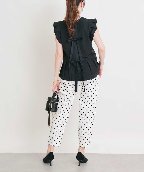 PICCIN PERLA（ピッチンペルラ）の「後ろリボンプリーツペプラムブラウス（シャツ/ブラウス・レディース・ブラック/オフホワイト・M）」の16枚目の写真