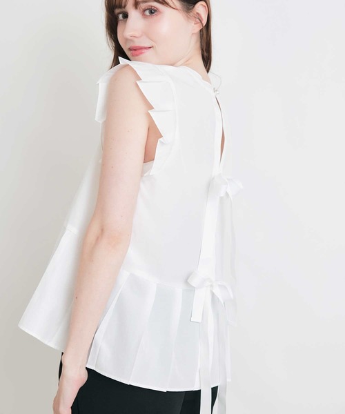 PICCIN PERLA（ピッチンペルラ）の「後ろリボンプリーツペプラムブラウス（シャツ/ブラウス・レディース・ブラック/オフホワイト・M）」の3枚目の写真