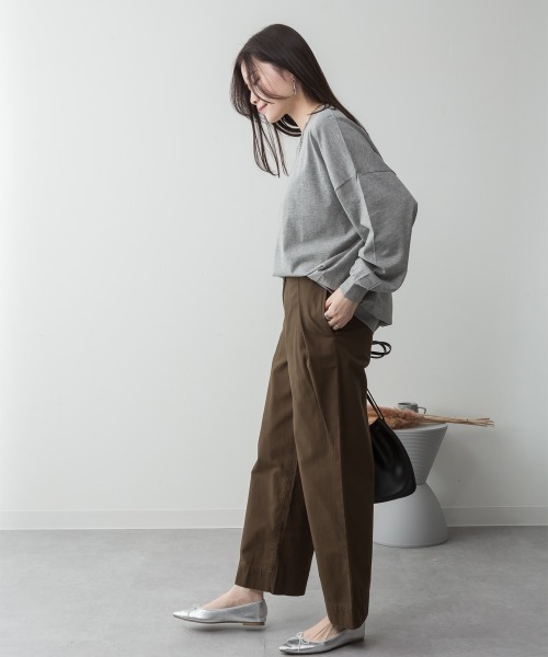 MARAI(マーライ)の「コットン オーバーサイズ ロングスリーブカットソー(Tシャツ/カットソー・レディース・ブラック/オフホワイト/ミント/杢グレー・4L~5L/LL~3L)」の8枚目の写真
