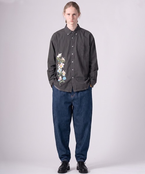 rehacer(レアセル)の「rehacer : Botanical Box Oxford Shirt / ボタニカル ボックス オックスフォード シャツ(シャツ/ブラウス・メンズ・チャコールグレー/ホワイト・LARGE/MEDIUM/X-LARGE)」の4枚目の写真