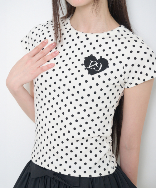 ILLIGO（イリゴ）の「129ドットフィッテッドTシャツブラックドット（Tシャツ/カットソー・レディース・その他・OS）」の5枚目の写真