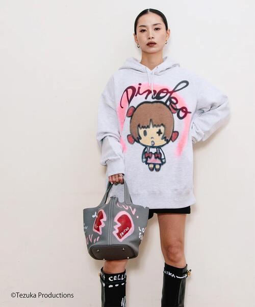ROYAL FLASH(ロイヤルフラッシュ)の「guernika/ゲルニカ/【SHINICHIROINUI × TEZUKA WORLD】THUMB DOLL SPRAY HOODIE ピノコ(パーカー・メンズ・グレー・L/XL/2XL)」の4枚目の写真