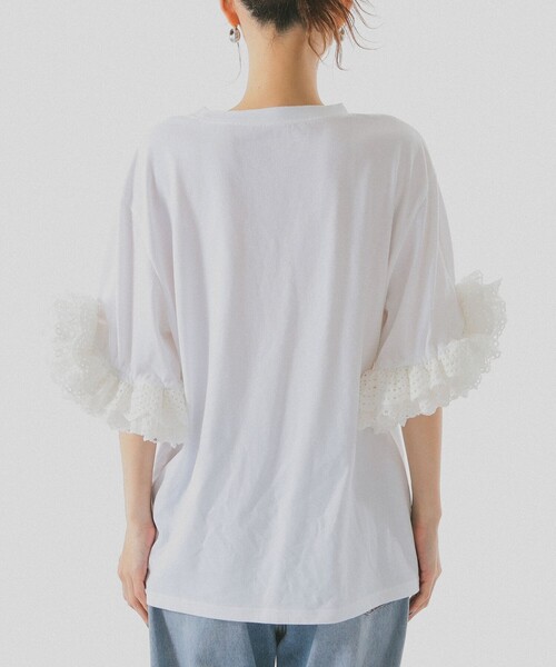 BEAMS COUTURE(ビームスクチュール)の「袖 レース フリル Tシャツ(Tシャツ/カットソー・レディース・ホワイト/ブラック・ONE SIZE)」の10枚目の写真