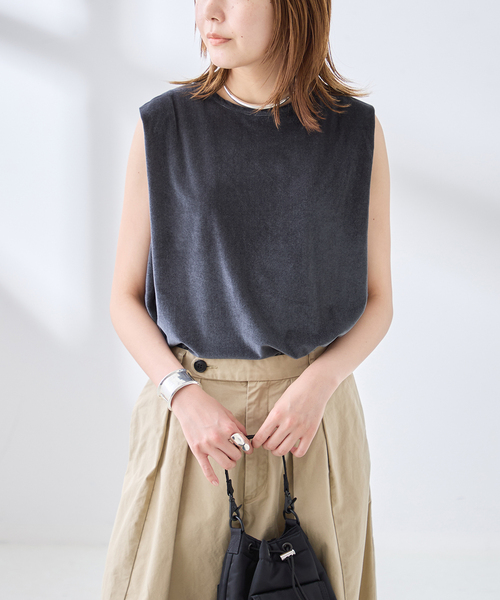 journal standard L'essage(ジャーナルスタンダードレサージュ)の「《追加/接触冷感》クールタッチベロアタックノースリーブ(Tシャツ/カットソー・レディース・アイボリー/ネイビー/ブラウン・FREE)」の3枚目の写真