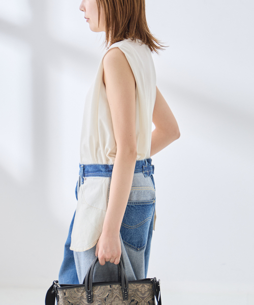 journal standard L'essage(ジャーナルスタンダードレサージュ)の「《追加/接触冷感》クールタッチベロアタックノースリーブ(Tシャツ/カットソー・レディース・アイボリー/ネイビー/ブラウン・FREE)」の8枚目の写真