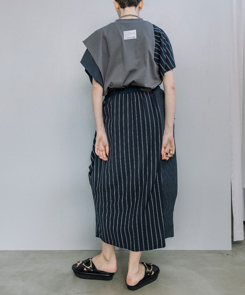 MARECHAL TERRE(マルシャルテル)の「異素材コンビネーションスカート(スカート・レディース・ブラック系/ネイビー系/ブラウン系/ブラック系1・MEDIUM)」の8枚目の写真