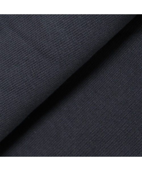 Guess(ゲス)の「BASIC Box Logo Sweatshirt スウェット トレーナー ロゴスウェット(スウェット・メンズ・グレー/ブラック・SMALL/MEDIUM/LARGE/X-LARGE)」の9枚目の写真