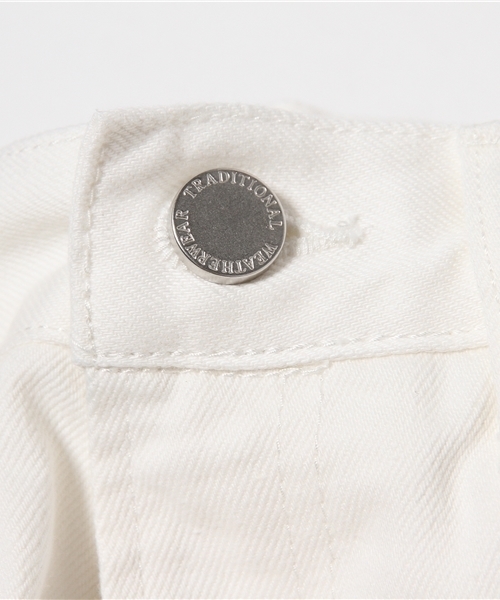 Traditional Weatherwear（トラディショナルウェザーウェア）の「BF デニム スキニー（デニムパンツ・レディース・ホワイト・MEDIUM/SMALL/LARGE/X-SMALL）」の10枚目の写真
