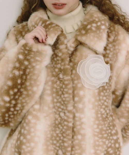 idem(イデム)の「tulle brooch fur coat / コサージュ付き(取り外し可能)ファーコート(その他アウター・レディース・ベージュ/その他/ブラウン・FREE)」の20枚目の写真