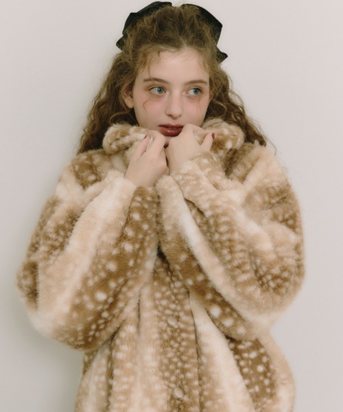 idem(イデム)の「tulle brooch fur coat / コサージュ付き(取り外し可能)ファーコート(その他アウター・レディース・ベージュ/その他/ブラウン・FREE)」の21枚目の写真