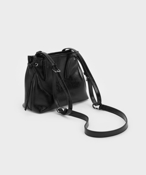 CHARLES & KEITH(チャールズ & キース)の「Noane ノアン イーロンゲイティド トートバッグ(トートバッグ・レディース・ワインレッド/スミクロ・S)」の18枚目の写真