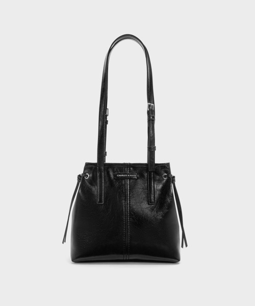 CHARLES & KEITH(チャールズ & キース)の「Noane ノアン イーロンゲイティド トートバッグ(トートバッグ・レディース・ワインレッド/スミクロ・S)」の17枚目の写真