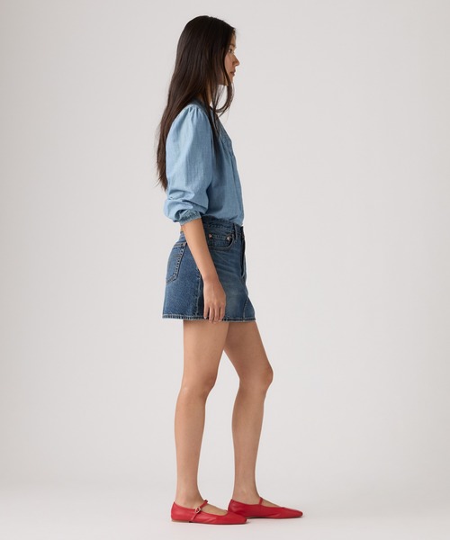 Levi's(リーバイス)の「Levi's/リーバイス ICON デニム スカート(デニムスカート・レディース・ダークインディゴブルー・26inch/25inch/24inch/23inch/28inch/27inch)」の3枚目の写真